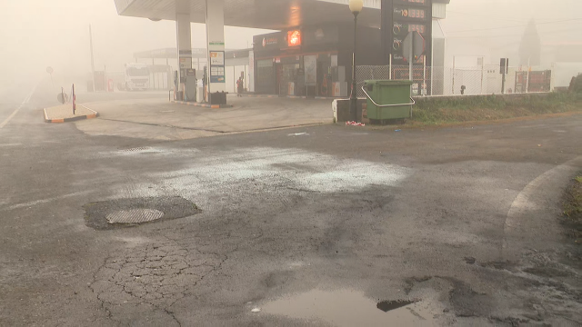 Dos chicos mueren carbonizados tras choque frontal en Cerceda (A Coruña)