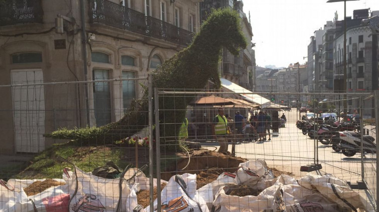 O 'dinoseto' de Vigo contará cun 'photocall' para evitar a súa deterioración