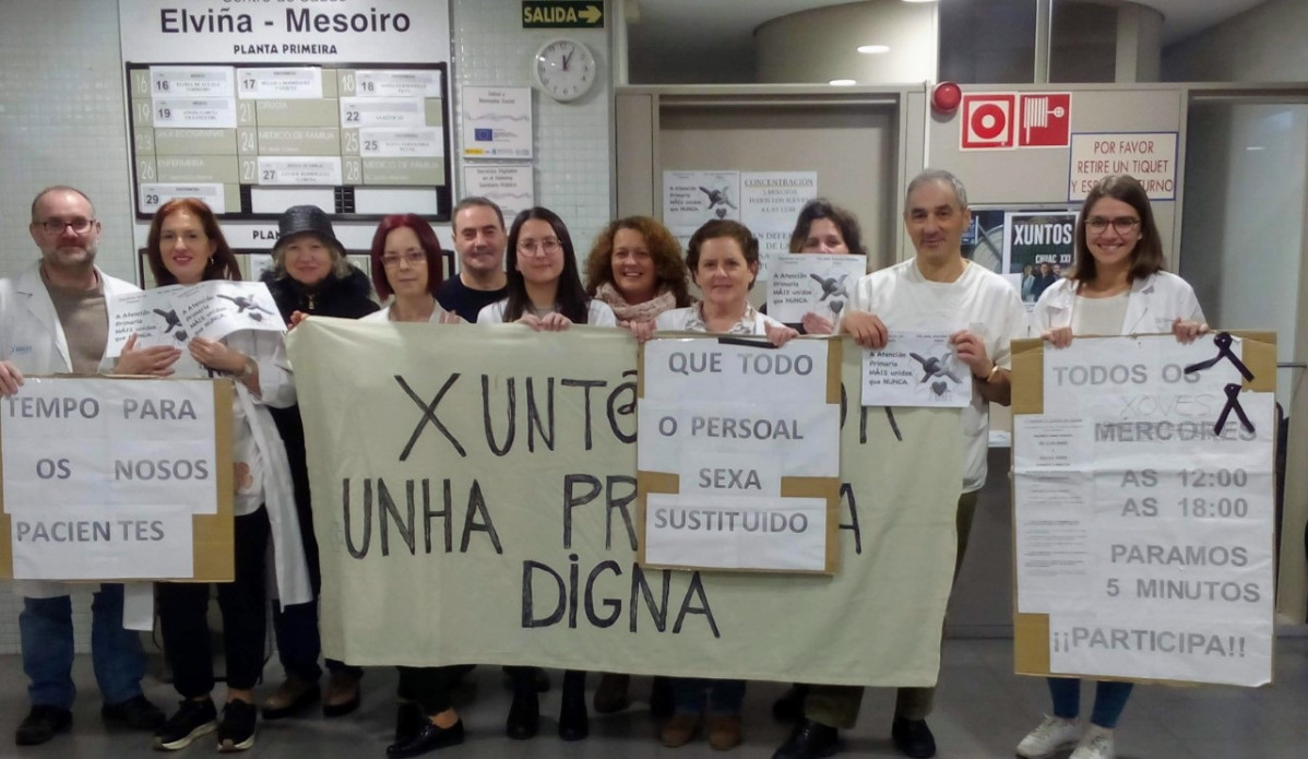 Protesta en el centro de Atención Primaria en Elviña