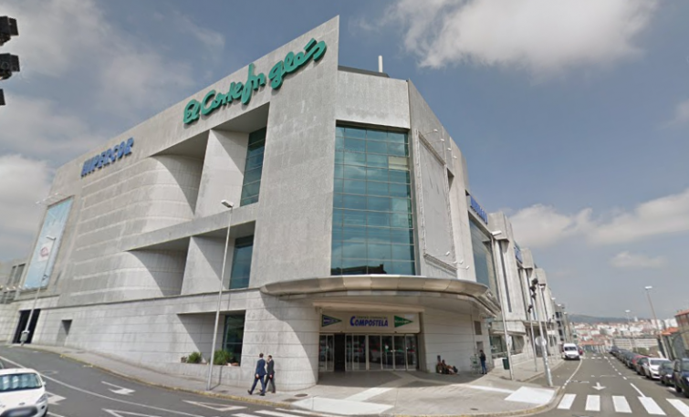 El jefe del Corte Inglés que hizo tocamientos a una subordinada es inocente, declara un juzgado de lo Penal