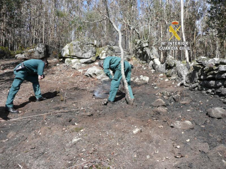 La Guardia Civil imputa 29 incendios forestales a un vecino de Agolada (Pontevedra)