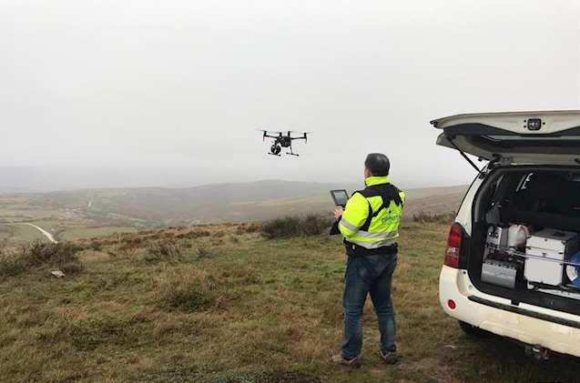 Un operativo con drones para buscar a la joven de 26 años desaparecida en Ourense