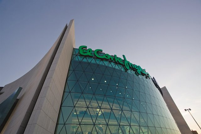 ​Los trabajadores del Corte Inglés se quedan sin dos pagas anuales