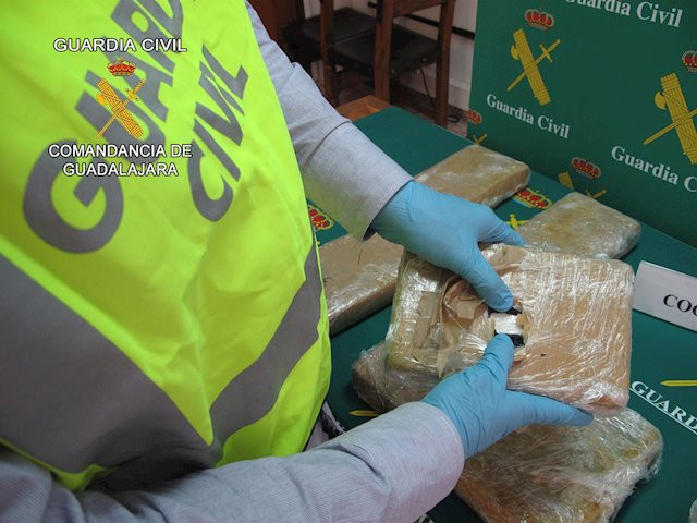 Saltarse la cuarentena saldrá muy caro a los narcos detenidos con tres toneladas de cocaína en la ría de Arousa