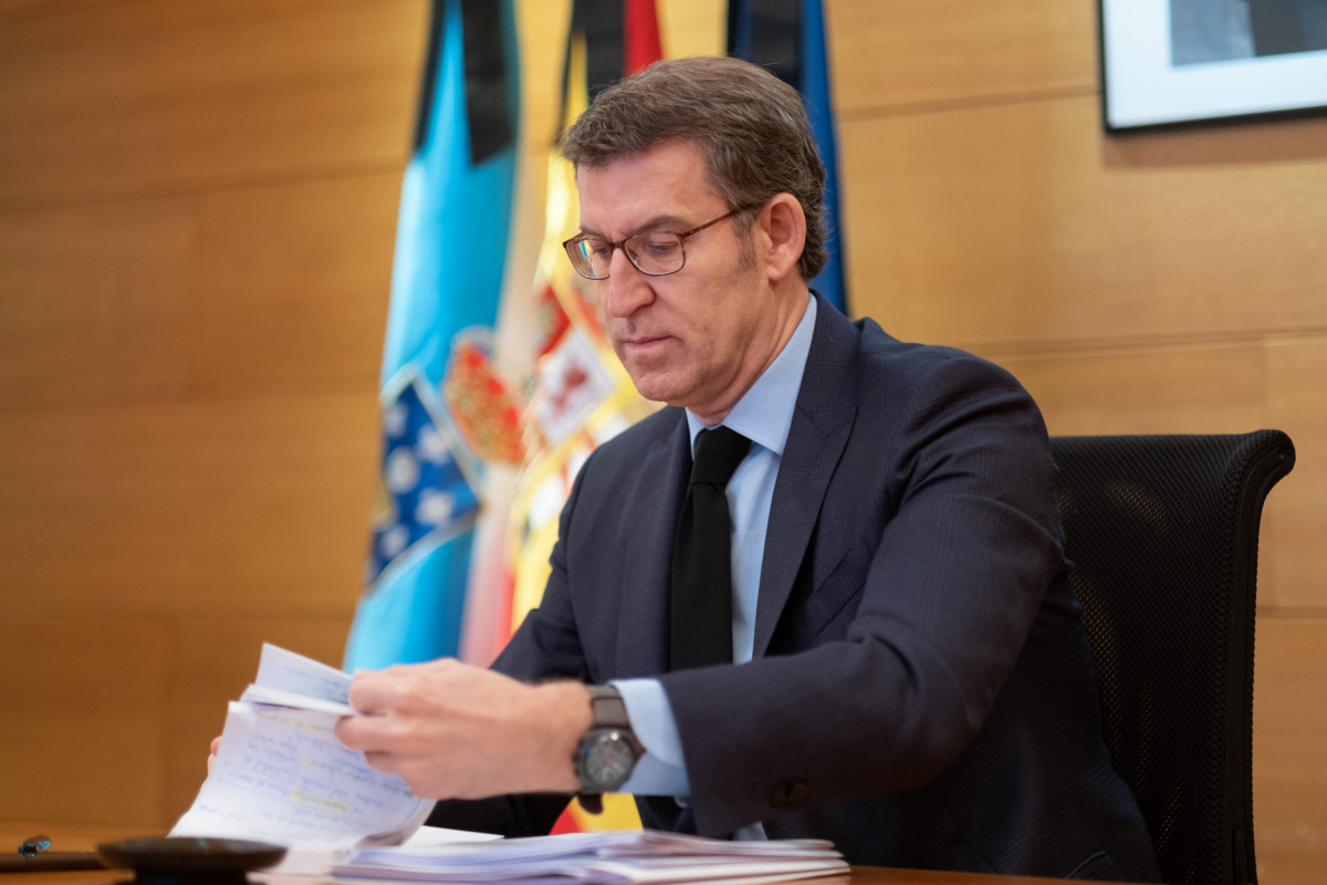 El presidente de la Xunta, Alberto Núñez Feijóo, durante la videoconferencia con Pedro Sánchez y el resto de líderes autonómicos.