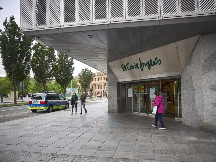 Moody's vuelve bajar la nota a El Corte Inglés, que insiste en repartir dividendos pese a recibir ayudas públicas