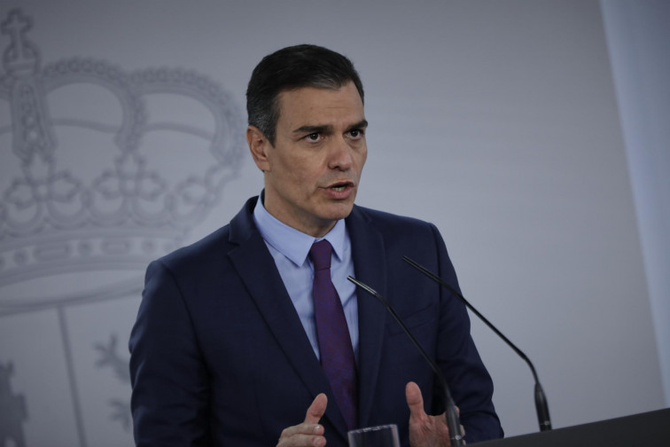 El presidente Pedro Sánchez se desmarca de su socio Unidas Podemos y defiende la continuidad de la monarquía