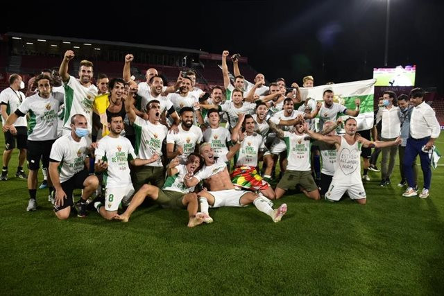 ​El Elche es nuevo equipo de Primera después de entrar “de rebote” en los playoff