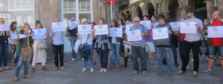 Concentracións en A Coruña e Santiago contra o 