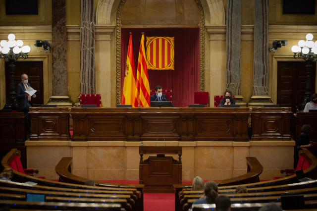 El Parlament catalán será un cuadrilátero