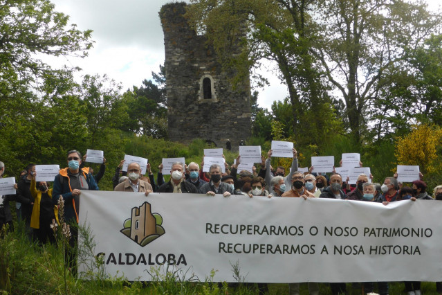 Concentración para reclamar la recuperación de la torre de Caldaloba