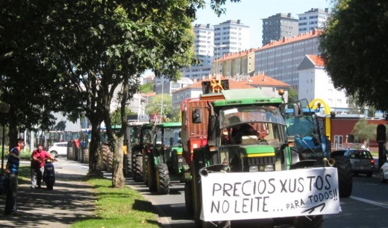 Os gandeiros retomarán o luns as protestas contra os baixos prezos do leite