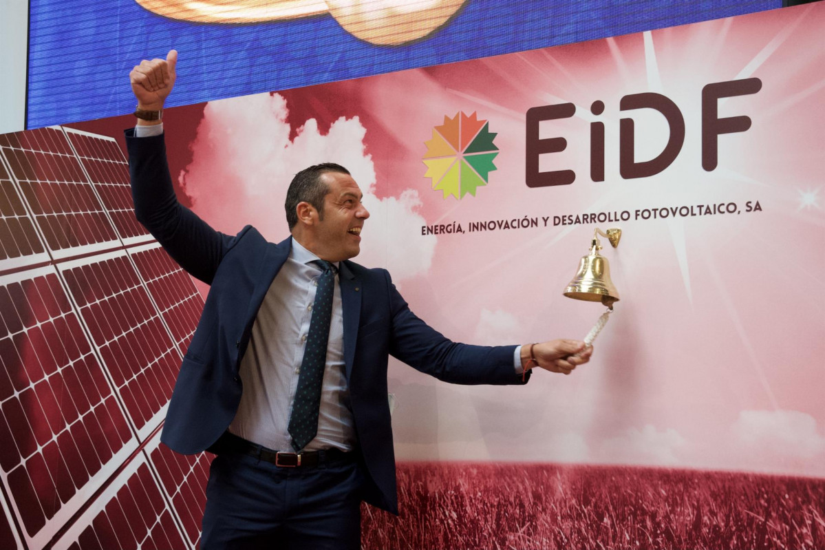 Fernando Romero, director general de EiDF, durante el toque de campana en la Bolsa de Madrid.