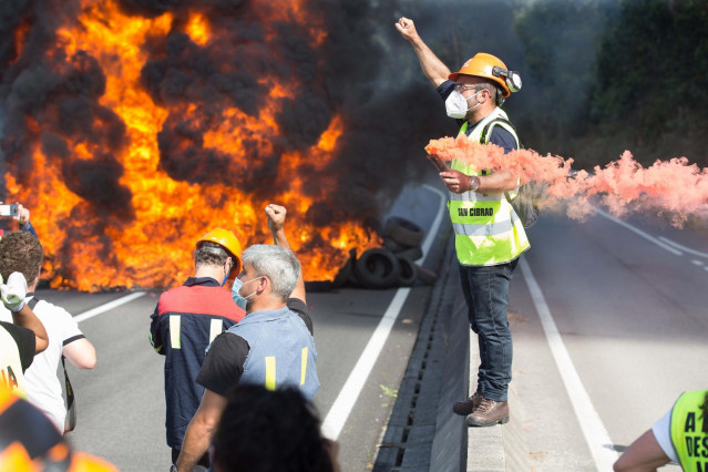 San Cibrao, Lugo. Protesta de trabajadores de Alcoa este lunes