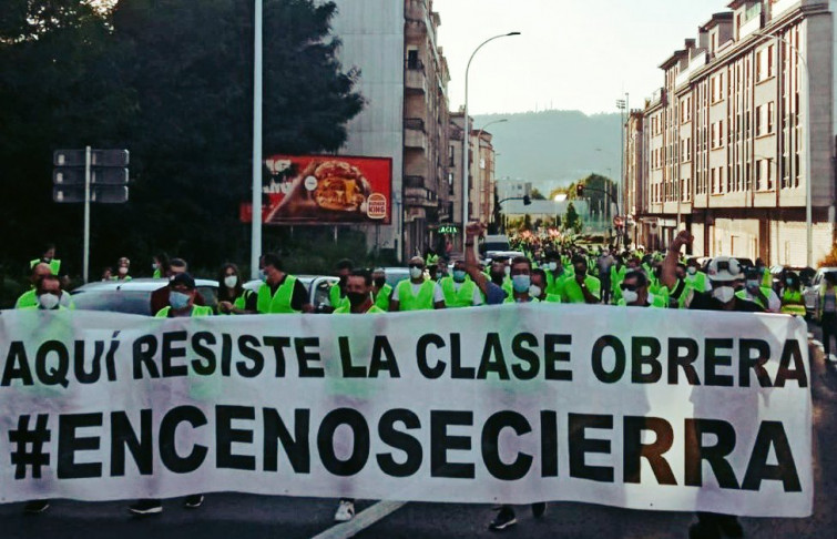 Trabajadores de Ence y CC.OO. lanzan una plataforma gallega para mantener la fábrica en Pontevedra