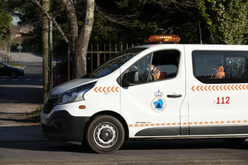 Archivo - Coche de una agrupación de Protección Civil en Galicia.