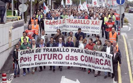 Mais de 5.000 persoas reclaman en Ferrol carga de traballo para os estalaleiros de Navantia