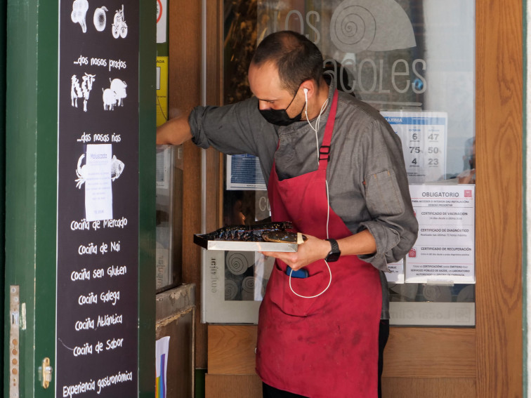 Así son los cursos gratis para que los hosteleros puedan acceder a los clasificaciones covid de la Xunta