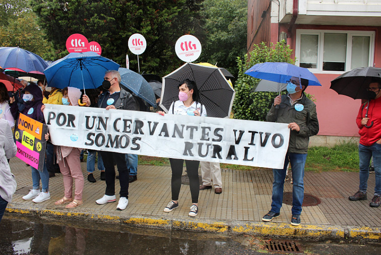 Protesta ante la Xunta  contra 