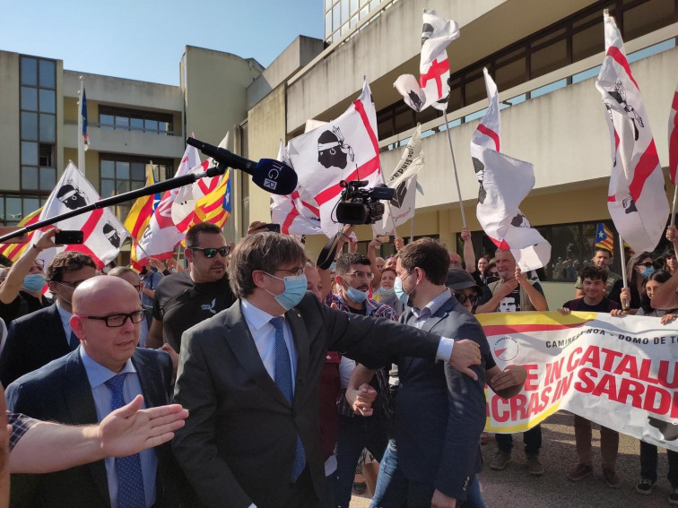 Puigdemont libre porque Italia considera que está protegido aún por la inmunidad parlamentaria