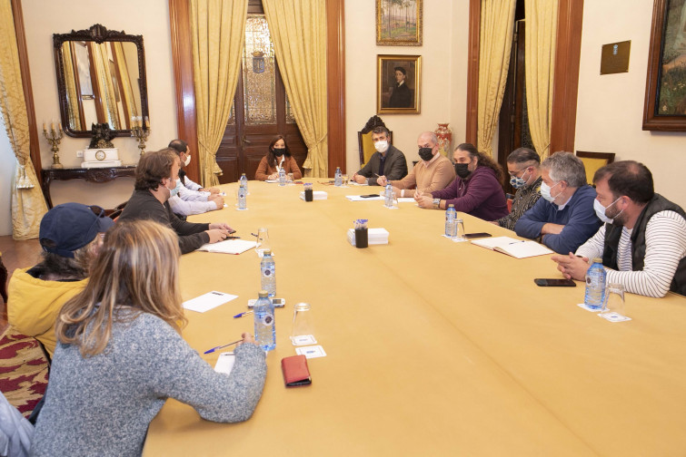 A Coruña seguirá con terrazas de bares en zonas de aparcamiento