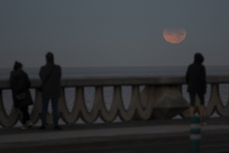 La noche de este sábado será testigo de un eclipse solar que se podrá observar a simple vista