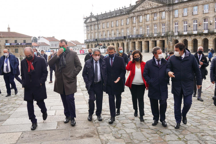 Los ocho presidentes autonómicos reunidos en Santiago firman una declaración conjunta sobre financiación y despoblación​