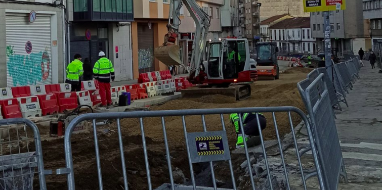 Luces para iluminar las tiendas de Concheiros - San Pedro en protesta por las eternas obras