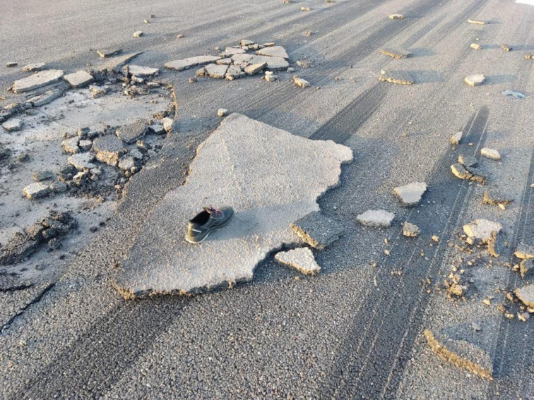 Clausurado otra vez el aeropuerto de Peinador en Vigo por baches en la pista