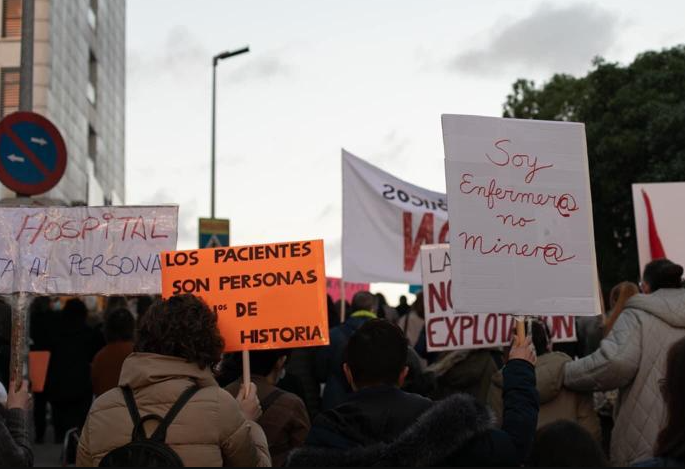 El colapso de los centros de salud por la covid llega a Vilagarcía, Sanxenxo o Caldas y amenaza Urgencias