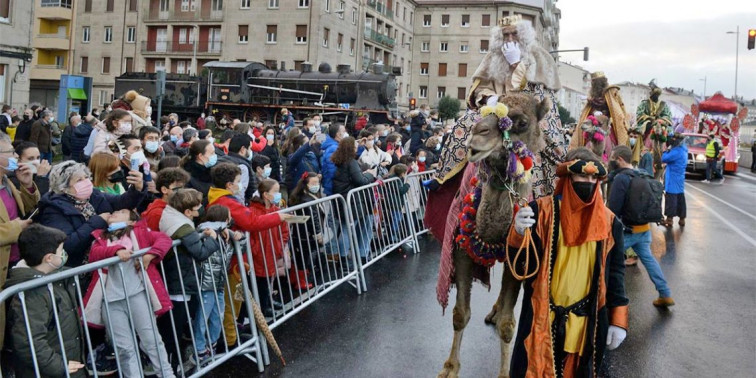 Jácome gastó 14.000 euros en los dromedarios de la cabalgata de Reyes de Ourense, denuncia el PSdeG