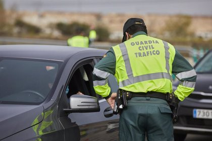 Una patrulla de la Guardia Civil atropella a un vecino de Vimianzo de 52 años​, que tuvo que ser hospitalizado