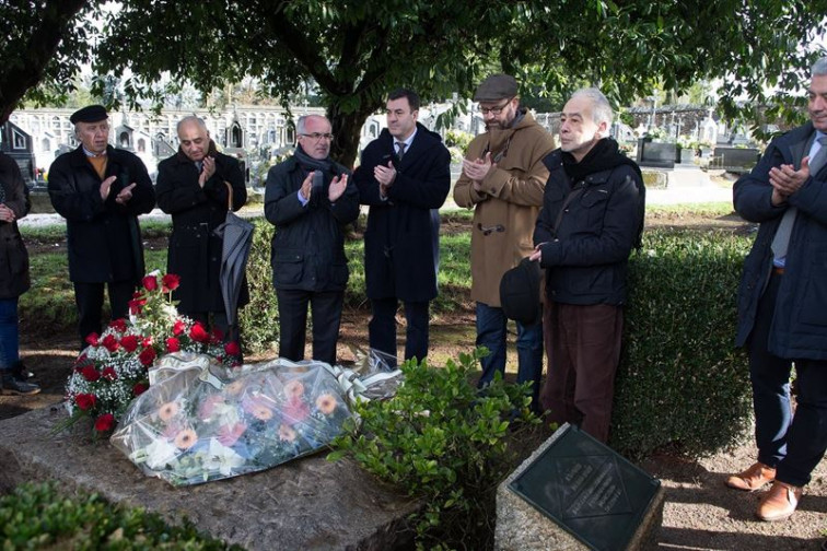 Ofrenda floral por el 80 aniversario de su fallecimiento de Valle-Inclán