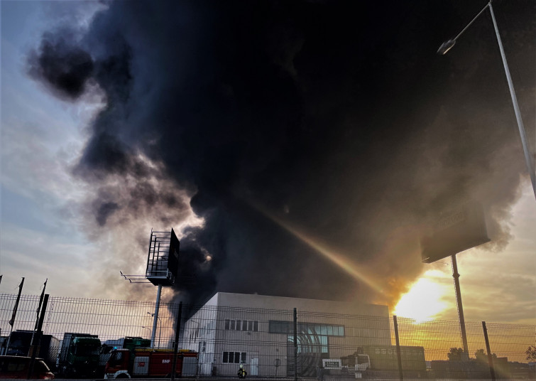 El hijo del alcalde de Lobeira permanece grave tras sufrir un accidente laboral en Sevilla, en el que falleció un operario