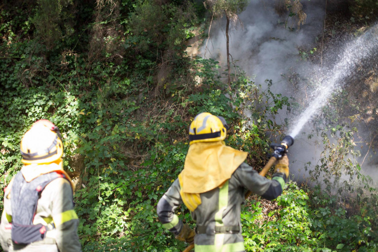 Casi un millar de trabajadores se reincorporan al servicio contra incendios de la Xunta de Galicia