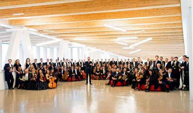 A Orquesta Sinfónica de Galicia e o pianista Perianes, debutan nos Emiratos Árabes