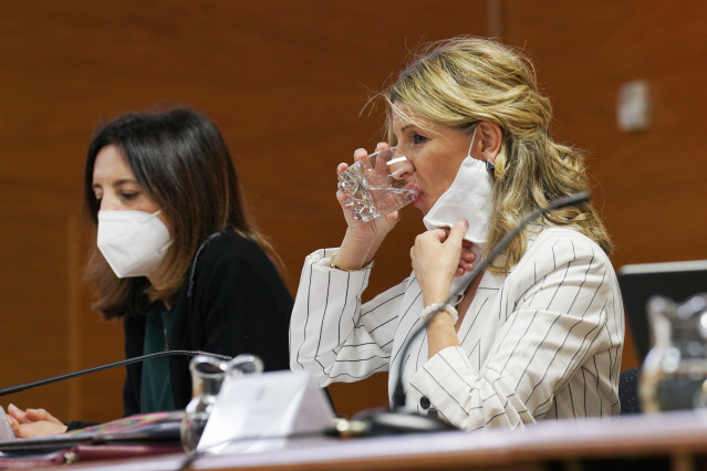 Yolanda Díaz, vicepresidenta del gobierno, da una conferencia en la Facultad de ciencias políticas de USC