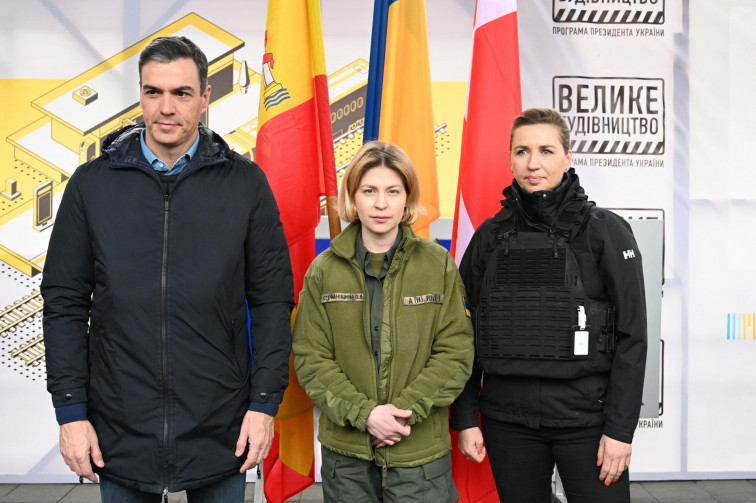 Pedro Sánchez en Kiev para negociar con Zelenski y el Kremlin da por conquistada Mariupol y declara una tregua allí