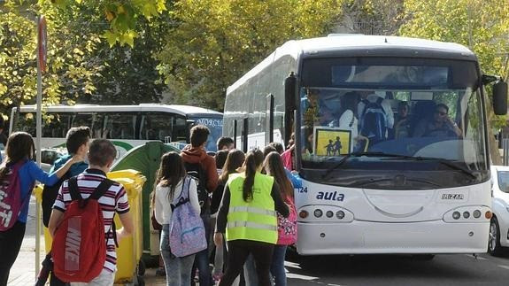 Estas son las directrices para las mascarillas en los colegios y residencias, obligatorias en el transporte (PDFs)