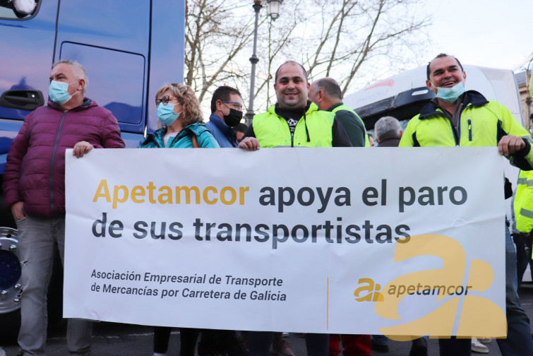 Un paro del transporte está cerca, advierte la gallega Apetamcor, ante la alza del gasóleo