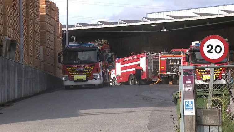 Extinguido el incendio que calcinó una vivienda en Fornelos de Montes