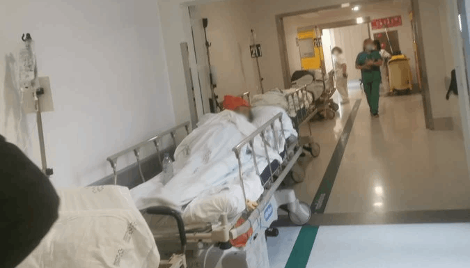 Las urgencias colapsan por segunda vez en menos de un mes, denuncian los trabajadores del hospital de A Coruña (CHUAC)