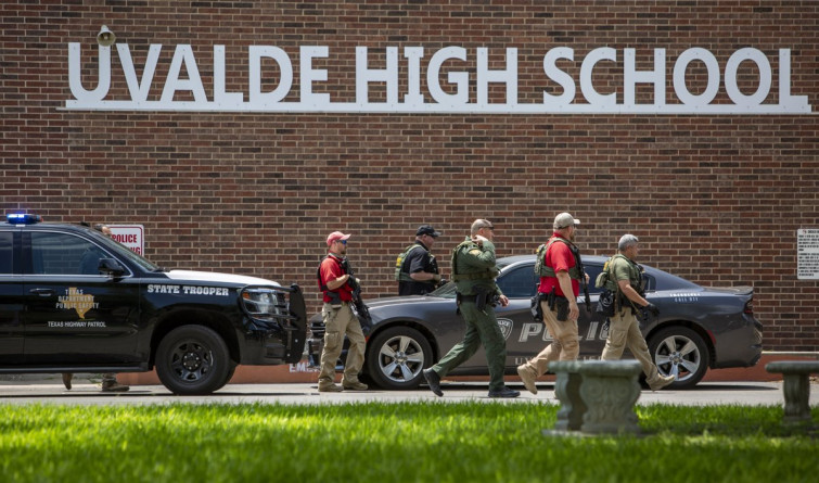 La matanza en un colegio de Texas, donde murieron 19 menores de entre 7 y 10 años, reabre el debate de las armas en EE.UU.