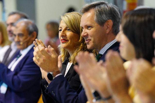 La vicepresidenta segunda y ministra de Trabajo y Seguridad Social, Yolanda Díaz, en la presentación del Manifiesto de la Economía Social, en la Fundación Laboral de la Construcción, a 6 de junio de 2022, en Santiago de Compostela, A Coruña, Galicia (Espa