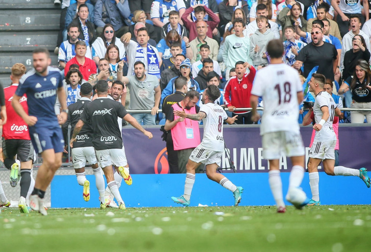 El Deportivo paga su conformismo ante el Albacete y se queda sin ascenso a Segunda (1-2)