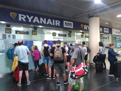 Huelga en Ryanair afectará al tráfico del aeropuerto de Santiago del 24 de junio al 2 de julio