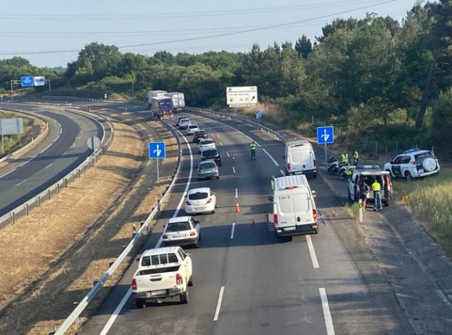 Control de la Guardia Civil de Ourense en la Autovía A-52.