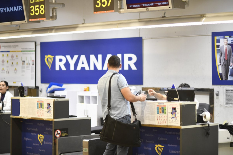 Sindicatos acusan a Ryanair de hacer 