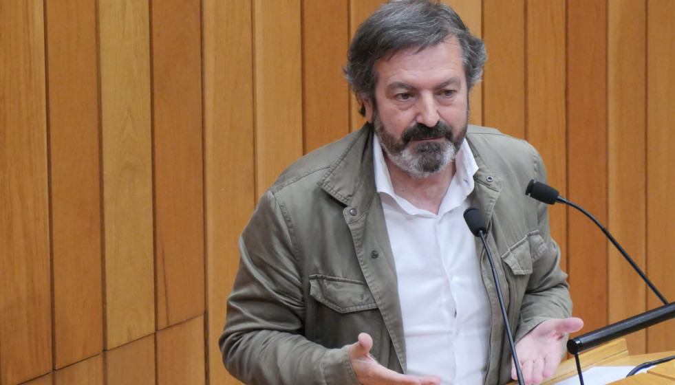 El diputado del BNG Luis Bará en un pleno del Parlamento de Galicia.