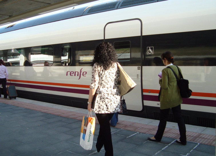 Los abonos gratuitos de Renfe y Cercanías podrán solicitarse a partir de mañana